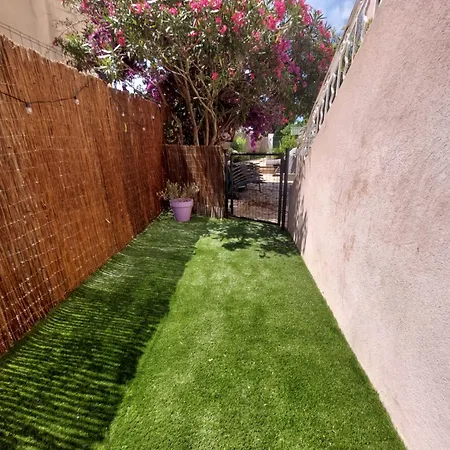 Le De L'ayguade - à 100 M Hyères