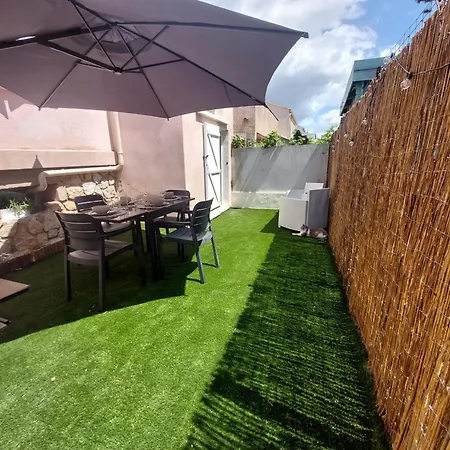 Le De L'ayguade - A 100 M イエール