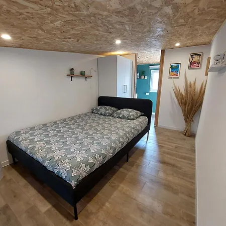 Le De L'ayguade - A 100 M * イエール